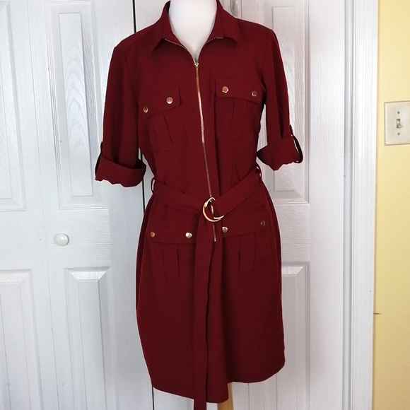 Sharagano Dresses & Skirts - Sharagano burgundy zip up dress